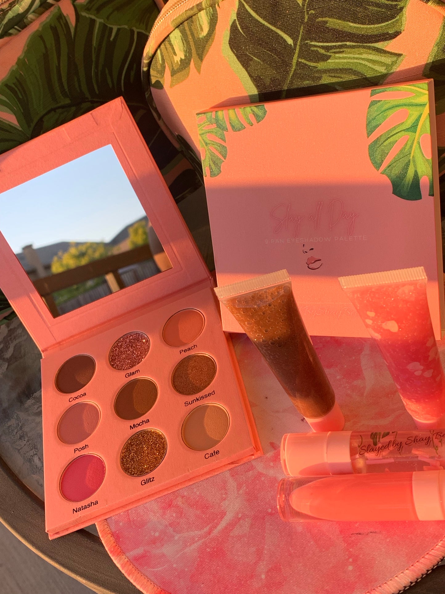 🌴Slay All Day🌴 (Eyeshadow Palette🎨)